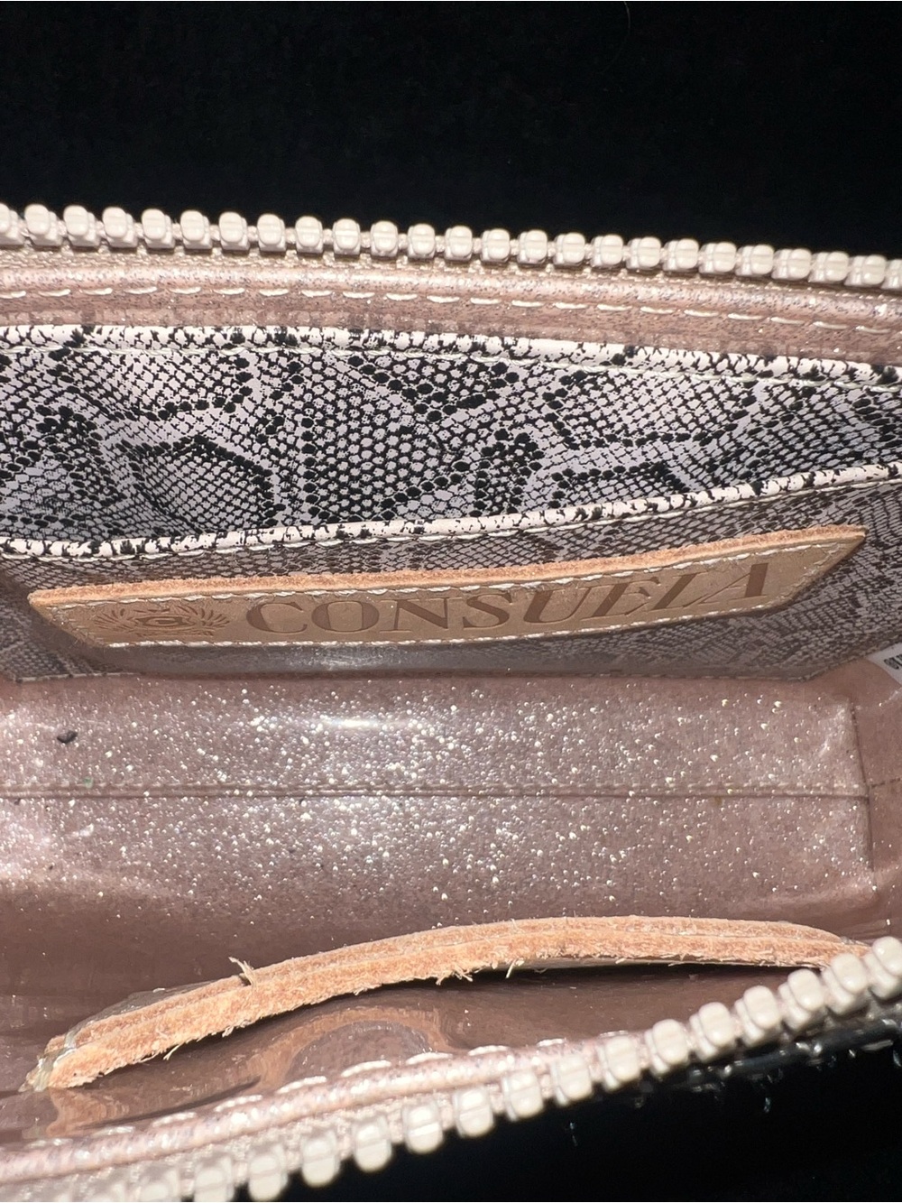 Consuela Kyle Midtown Crossbody Bag - Picture 4 of 8